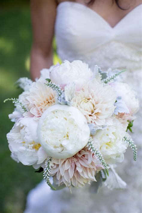 25 Stunning Wedding Bouquets Part 13 Belle The Magazine