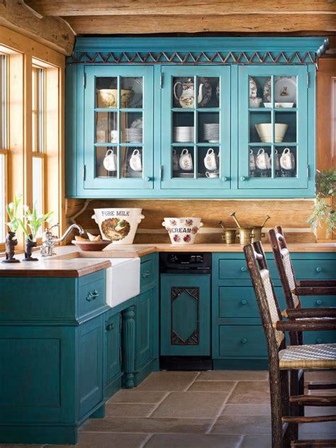 From a surprising shade of pink, to dramatic black, here the evidence: 80+ Cool Kitchen Cabinet Paint Color Ideas