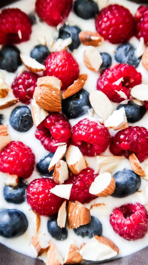 Yogurt With Berries And Nuts Easy Breakfast Idea Beauty Bites