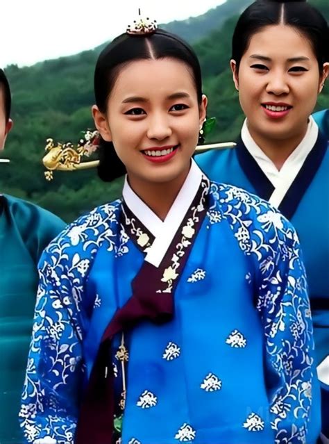 Korean Hanbok Korean Dress Korean Outfits Korean Traditional Dress