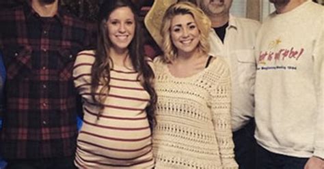 Pregnant Jill Duggar Spends Christmas Eve With The Dillards Bump Pic