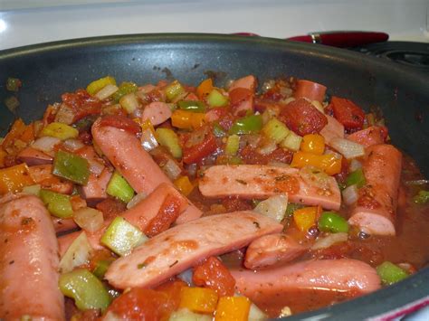 Saucisses aux tomates