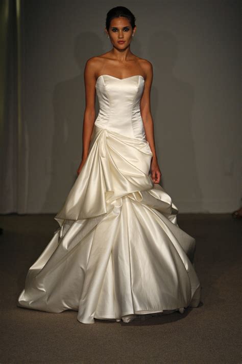 Https://tommynaija.com/wedding/ball Gown Wedding Dress Saks Fifth Avenue