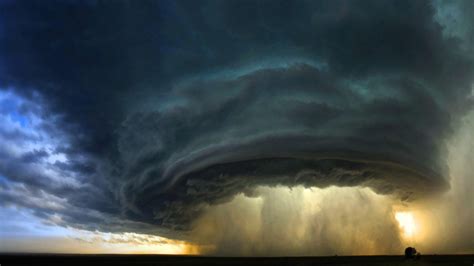 They are patchy and altostratus clouds may portend a storm. Atmospheric Phenomena: The clouds from which rain falls ...
