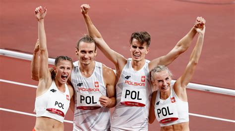 It was italy's first olympic medal in the relay since a bronze at the 1948 london olympics. Olympics: Poland win first 4x400m mixed relay gold | Olympics - Hindustan Times