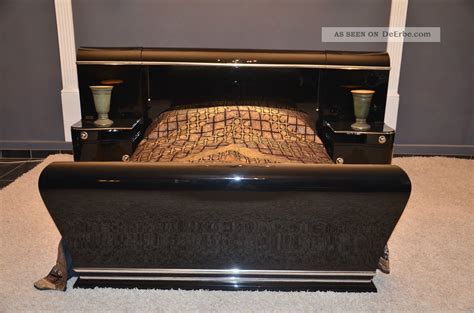 With gorgeous metal finishes and classy edges, these pieces. Art Deco Bett Klavierlack Frankreich Strenge Form 30er ...