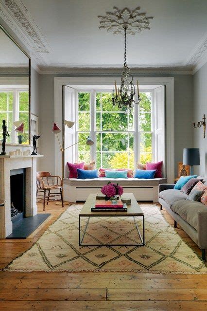 This small living room is magnified because of the fewer furniture items used in it. Living room ideas | Victorian living room, Home living ...