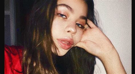 Este o celebra actrita argentiniana de telenovele. La hija de Andrea del Boca creció y contó por que no ve a ...