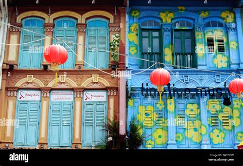 Colorful Buildings In Singapores Chinatown Stock Photo Alamy
