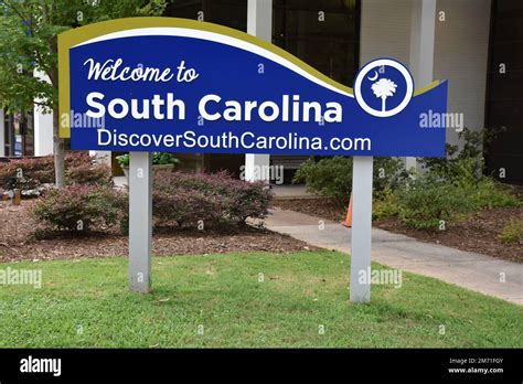 A Sign At The South Carolina Welcome Center Welcoming Visitors Stock