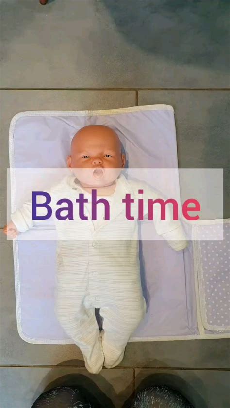 The water should be warm, not hot. 🛀👶 Baby bath time. Top tips 🛀👶 👇👇👇👇👇👇👇👇👇👇👇👇👇👇 1. Wait ...