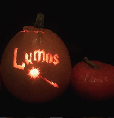 Making a harry potter pumpkin is easy with these freebies for your pumpkin carvings. Harry Potter Pumpkin from goodlassy on Instagram and other ...