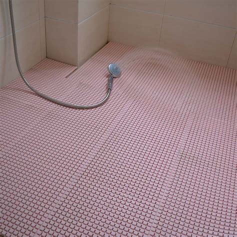 The whole room will have the same flooring as the shower. Non Slip Bathroom Flooring Plastic Mat Jbpl303pb Pink