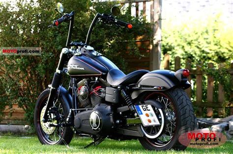 In vivid black (the best colour for a bobber?) the street bob starts at £12,295 rising to £12,645 for river rock gray, spruce and barracuda silver. Harley-Davidson FXDB Dyna Street Bob 2009 Specs and Photos