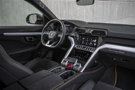 Lamborghini Urus Interior Do Suv De Luxo Em Fotos