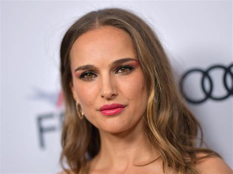 Natalie Portman On Playing A Tormented Astronaut In Lucy In The Sky