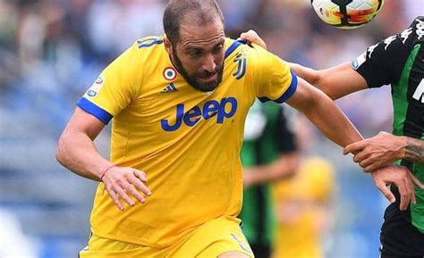 Gonzalo gerardo higuaín (spanish pronunciation: Sentite Zazzaroni: "Higuain come Oronzo Canà: mi avete ...