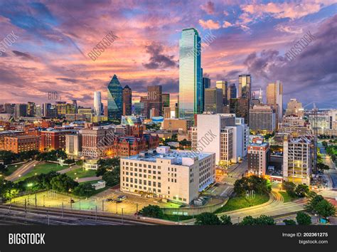 Dallas Texas Usa Image And Photo Free Trial Bigstock