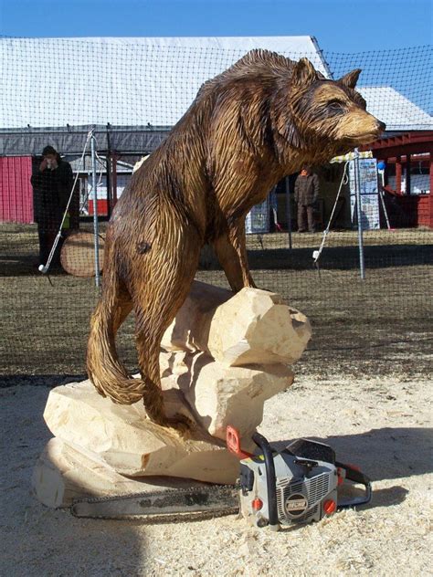 Wolf Carved By Echo Chainsaw Carving Team Member Bob King Chainsaw Wood