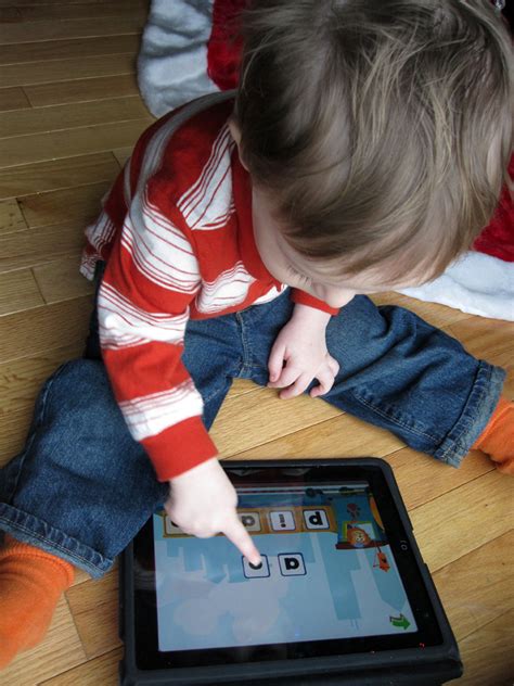A world of education, creativity and fun awaits! Toddler iPad App Reviews - Zoo Train | Imagine Our Life