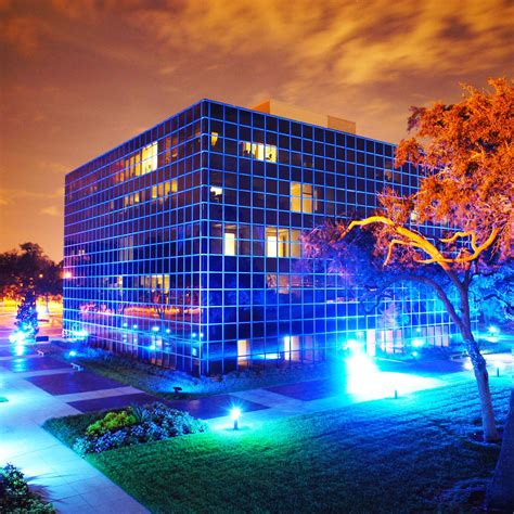 Zero Energy America - a benchmark of sustainable "green" building