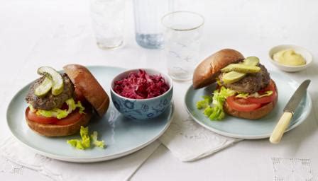 It shows you how to make your own burger patties from scratch, with a secret ingredient. Beef burgers with beetroot and carrot slaw recipe - BBC Food