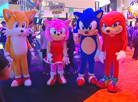 A Little Look At 27 Years Of Sonic Costumes The Sonic Stadium In 2022
