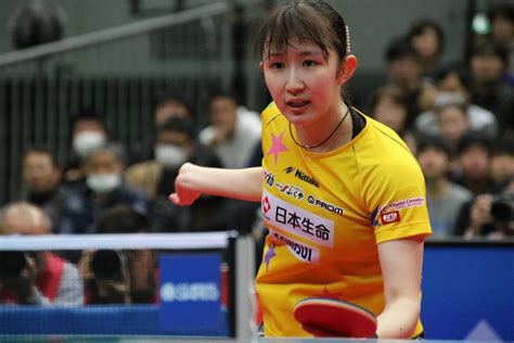 She won a bronze medal in the women's team event at the 2016 summer olympics when she was 15 yea. 伊藤美誠、3年連続3冠ならずも「負けたからこそまた頑張れる ...