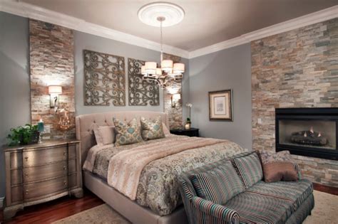 What are the main options for accent walls in master bedroom? 16 Accent Brick Wall Designs For Beautiful Look Of The Bedroom