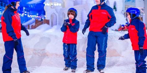 Com uma área total de 16 mil metros quadrados, dos quais 7,2 mil metros dedicados à neve. Snowland Gramado: Guia completo para você conhecer a neve ...