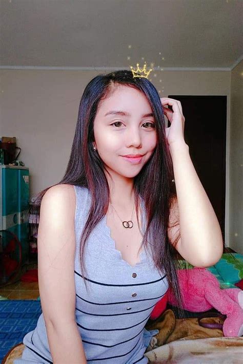 Top Pinay Ethelyn Memorando Hot And Sexy Beautiful Asian Game Streamer