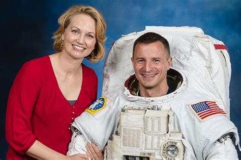 The Astronaut Wife Choosing Hope Over Fear Article The United States Army