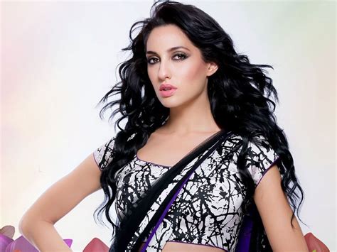 Нора фатехи / nora fatehi. Nora Fatehi looks drop-dead gorgeous in saree | IWMBuzz