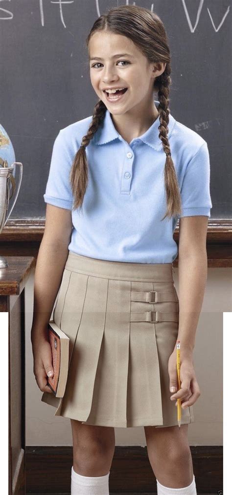 Cute Uniform Outfits For School Photos