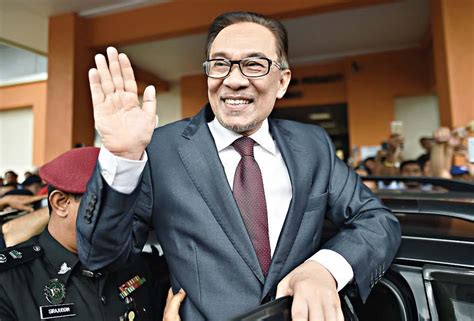 Anwar Ibrahim Tak Menaruh Dendam Pada Najib Dan Mahathir Koran