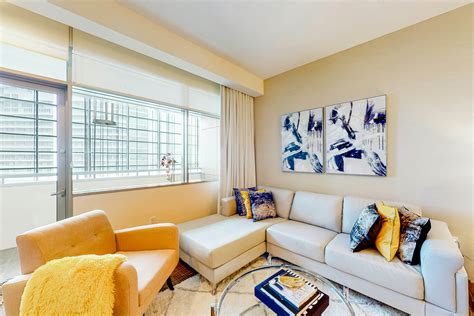 Miami Vacation Rentals, Condo Rentals | Vacasa