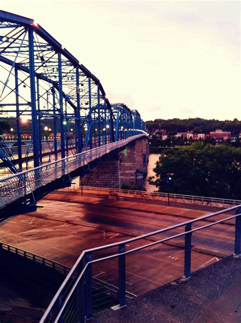 Walnut Street Walking Bridge In Chattanooga Chattanooga Tennessee