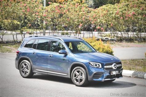 Mercedes Benz Glb 250 4matic Amg Line Review Easy To Like