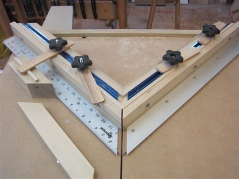 A Versatile And Precise Miter Sled Finewoodworking