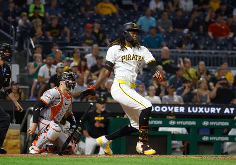 Pirates’ Oneil Cruz puts on exit velocity show with 3 hits over 115 mph