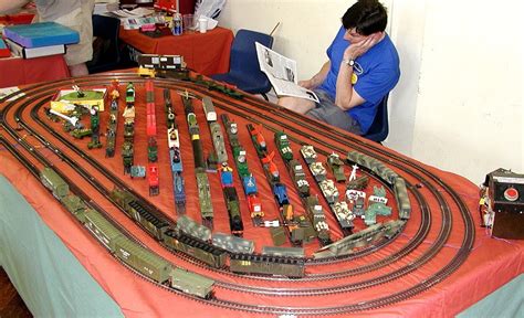 More Bachmann Trains On Hornby Track ~ Bistrain