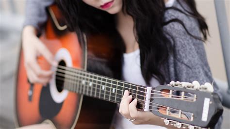 Girl With Guitar Wallpapers Top Free Girl With Guitar Backgrounds