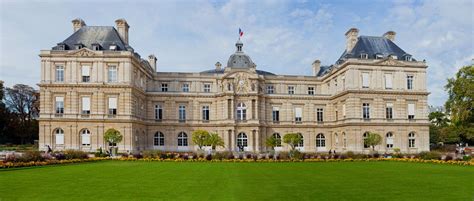 44 Most Beautiful French Chateaus (Photos) | French chateau, French mansion, French castles