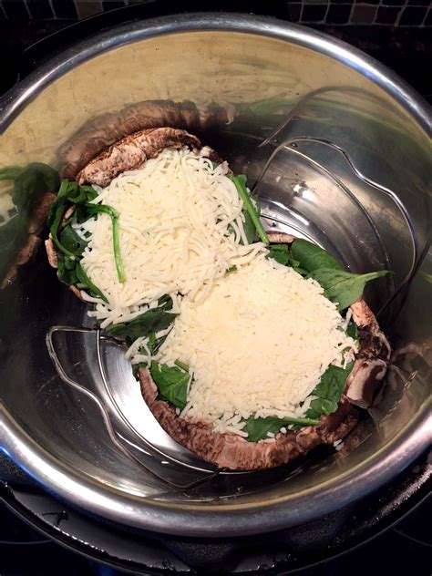 Portobellos are meaty and delicious. Instant Pot Portobello Mushroom Pizza Recipe - Melanie Cooks