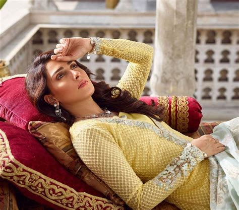 10 Most Gorgeous Photo Shoots Of Ayeza Khan Reviewitpk