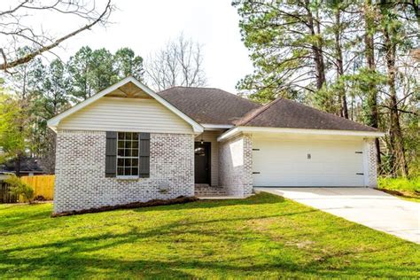 58 N Mill St Sumrall Ms 39482 ®