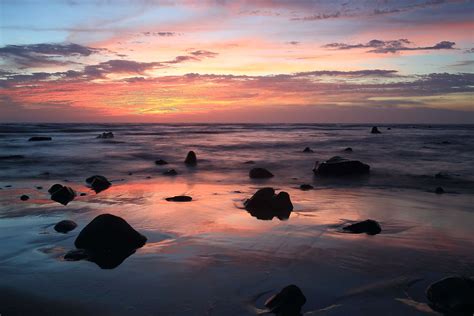 Rocks Waves Evening Seashore Coolwallpapersme