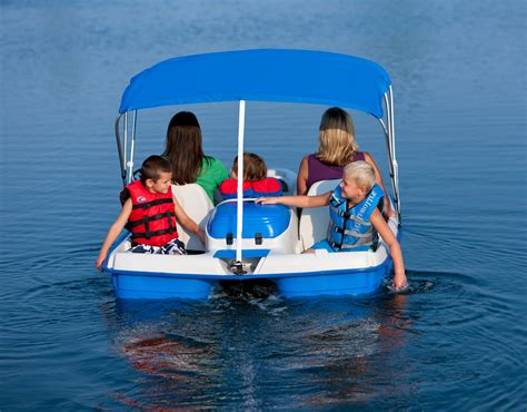 Its flat bottom design provides excellent maneuvering capabilities, even in shallow water. SUN Dolphin Water Wheeler Blue ASL 5 Seat Pedal Boat ...