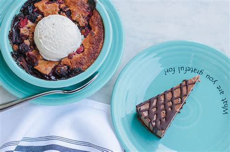 At the same time, some of these products are ideal for other diets such as free from lactose, sugar, wheat and others. Best gluten-free bakeries in LA - Elemental Superfood