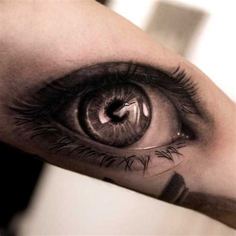 34 Astonishingly Beautiful Eyeball Tattoos Tatoeage Ideeën Tatoeages